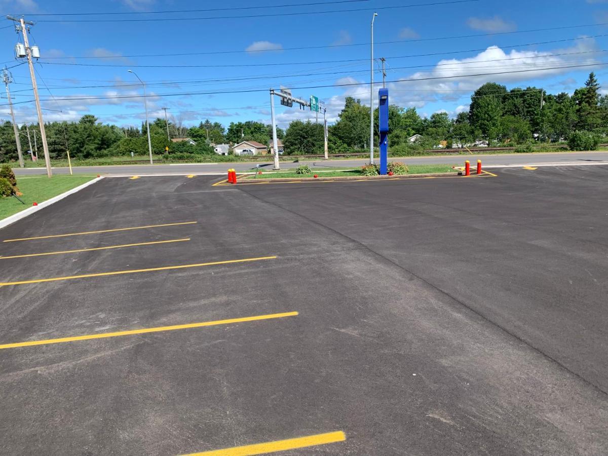 Trunk Road Motel Sault Ste. Marie Dış mekan fotoğraf