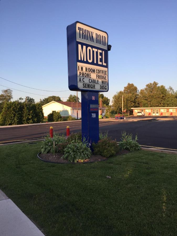 Trunk Road Motel Sault Ste. Marie Dış mekan fotoğraf